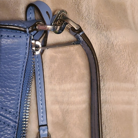 Michael kors bag - Picture 10 of 16